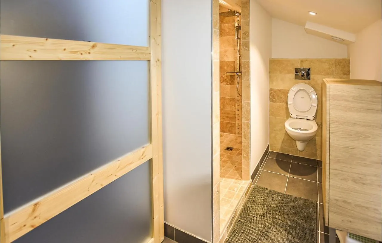 1 Bedroom Nice Apartment In Avignon